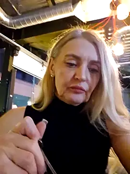 amelia blondy online show from February 2025 04:43:01 PM