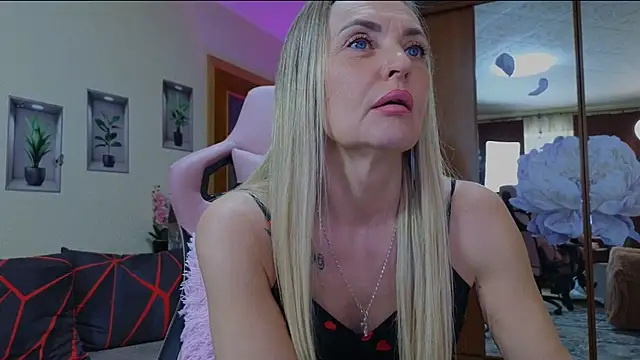 amelia blondy online show from February 2025 09:53:02 AM