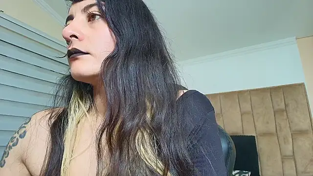 Naughty Kittenm online show from March 2026 10:54:01 AM