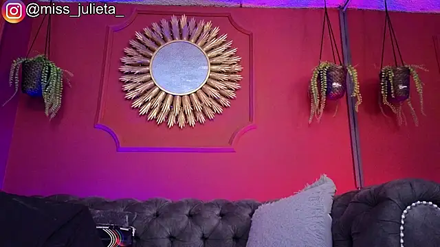 Snapshot of Julieta_Russell chatting on June 2026 12:00:02 PM Julieta Russell online show from June 2026 12:00:02 PM
