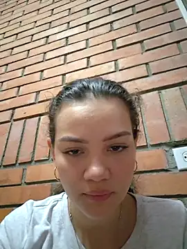 Snapshot of Angela_hank2 chatting on June 2026 11:29:02 PM Angela hank2 online show from June 2026 11:29:02 PM