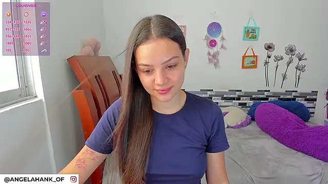 Snapshot of Angela_hank2 chatting on June 2026 08:14:02 PM Angela hank2 online show from June 2026 08:14:02 PM