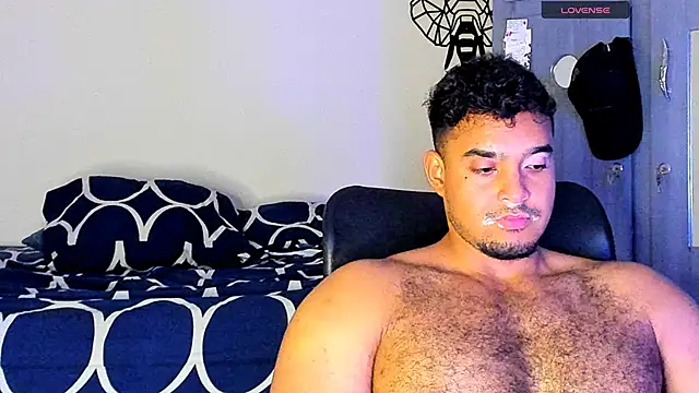 Big furry bear13 online show from March 2025 06:58:02 AM