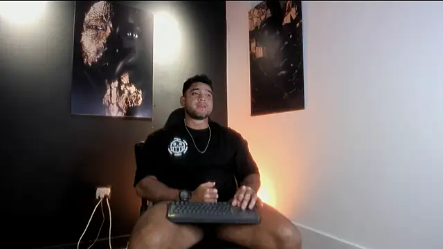 Big furry bear13 online show from October 2025 07:05:02 AM