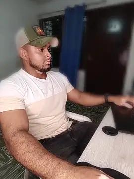 Snapshot of Big_furry_bear13 chatting on May 2026 09:05:01 AM Big furry bear13 online show from May 2026 09:05:01 AM