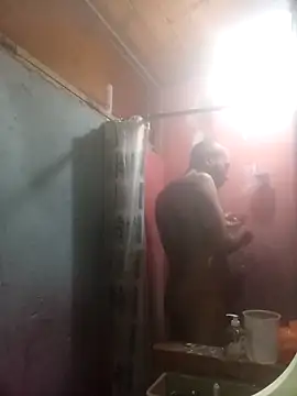 Snapshot of Pela1984 chatting on October 2025 03:41:02 AM Pela1984 online show from October 2025 03:41:02 AM