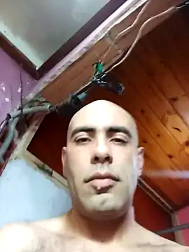 Snapshot of Pela1984 chatting on November 2025 03:30:02 AM Pela1984 online show from November 2025 03:30:02 AM