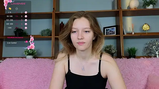 Ksuhesa online show from November 2025 02:02:02 AM