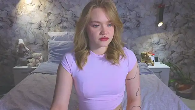 Aurora Golden1 online show from March 2026 12:50:01 AM