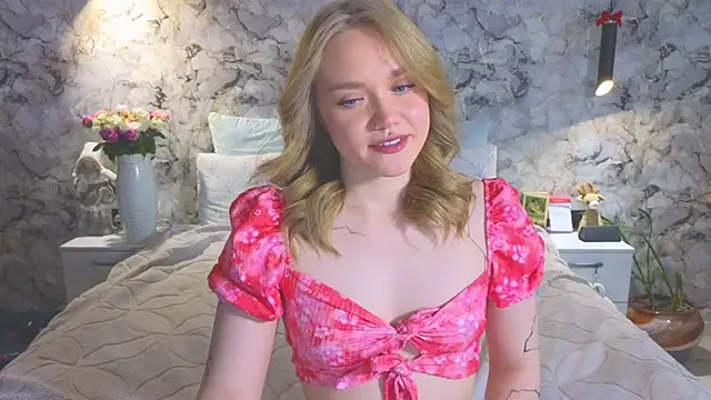 Aurora Golden1 online show from April 2026 05:19:01 AM