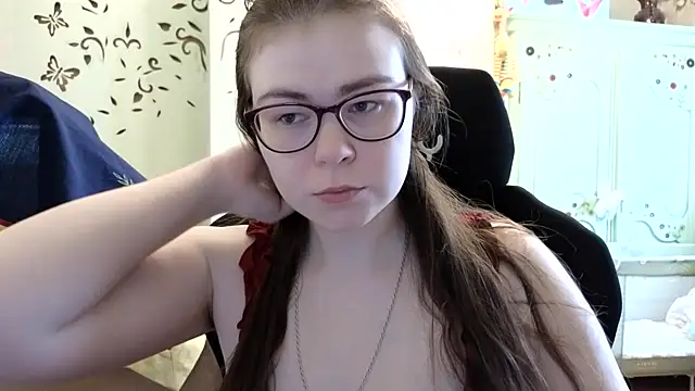 Snapshot of LucyZeph chatting on February 2025 11:21:02 AM LucyZeph online show from February 2025 11:21:02 AM