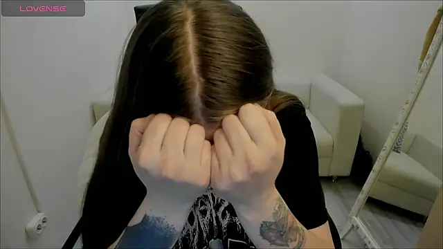 Snapshot of AlisaBacker chatting on January 2025 12:46:01 AM AlisaBacker online show from January 2025 12:46:01 AM