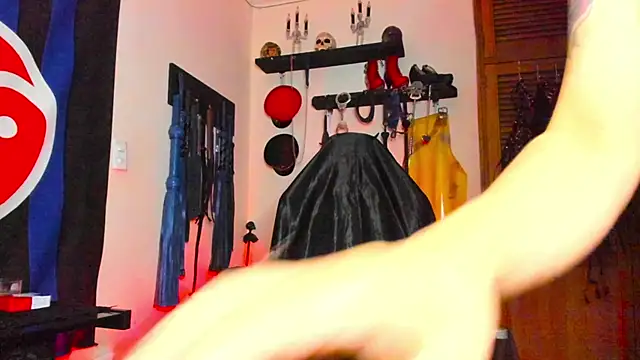 Snapshot of DominatrixBlue chatting on January 2025 06:27:02 PM DominatrixBlue online show from January 2025 06:27:02 PM