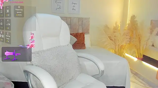 Ananya Kay01 online show from April 2026 11:33:01 AM