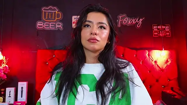 foxxy nasty online show from October 2025 05:02:02 PM