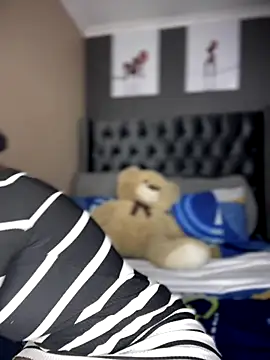 Snapshot of Candy-Heart chatting on October 2025 03:27:01 AM Candy-Heart online show from October 2025 03:27:01 AM