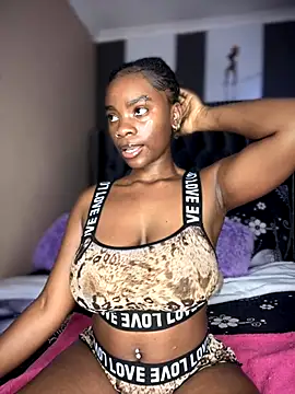 Snapshot of Candy-Heart chatting on October 2025 11:46:02 PM Candy-Heart online show from October 2025 11:46:02 PM