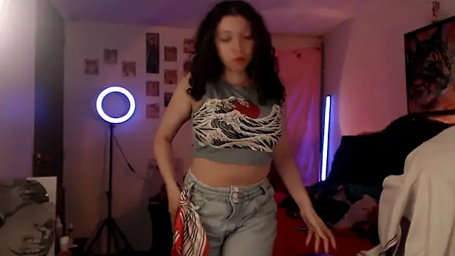 AllyDonfort online show from May 2026 11:33:02 PM