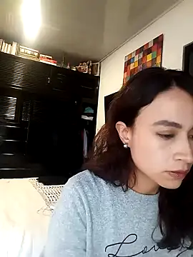 Snapshot of reme_ark23 chatting on February 2025 09:40:01 PM reme ark23 online show from February 2025 09:40:01 PM