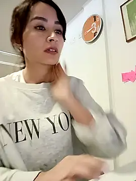 Snapshot of reme_ark23 chatting on October 2025 01:44:02 AM reme ark23 online show from October 2025 01:44:02 AM