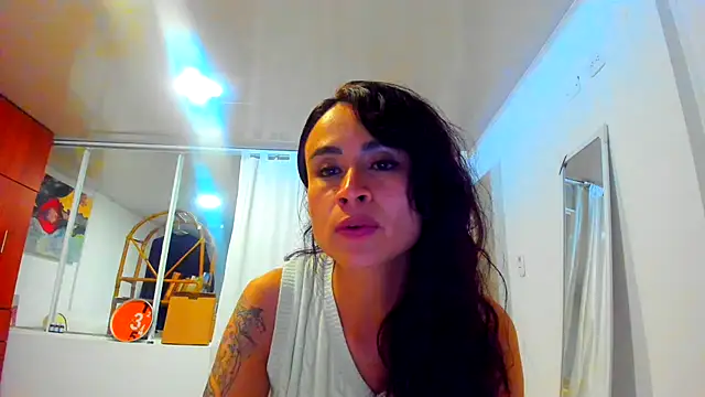 Snapshot of reme_ark23 chatting on November 2025 01:18:02 AM reme ark23 online show from November 2025 01:18:02 AM