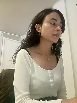 Snapshot of reme_ark23 chatting on November 2025 04:00:01 AM reme ark23 online show from November 2025 04:00:01 AM