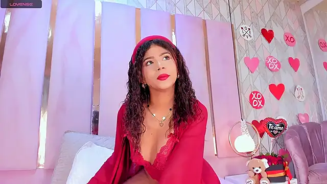 Snapshot of AlinaSweett chatting on February 2025 03:15:02 PM AlinaSweett online show from February 2025 03:15:02 PM