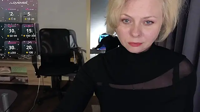 Snapshot of Gray_swann chatting on February 2025 11:25:02 AM Gray swann online show from February 2025 11:25:02 AM