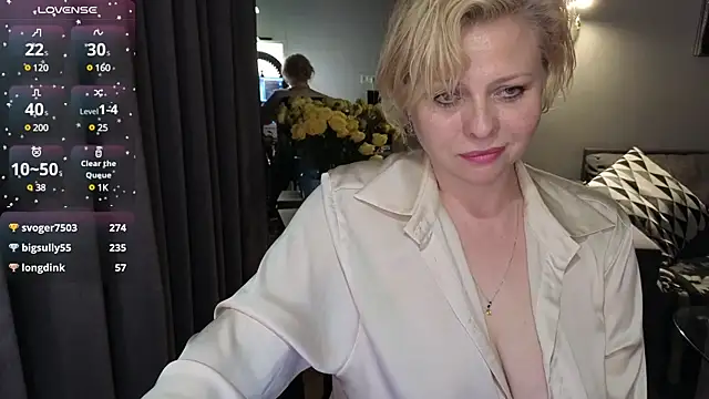 Snapshot of Gray_swann chatting on February 2025 03:49:02 PM Gray swann online show from February 2025 03:49:02 PM