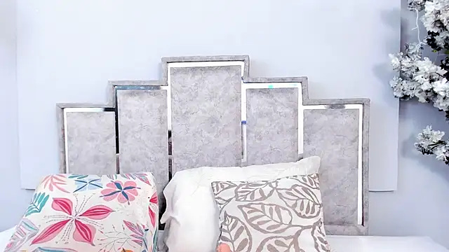 GabyyJones online show from March 2025 11:44:02 AM