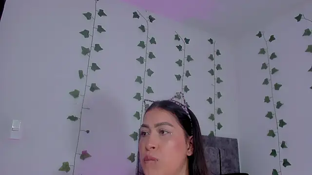 Snapshot of Miaa_Garcia chatting on June 2026 11:02:02 PM Miaa Garcia online show from June 2026 11:02:02 PM