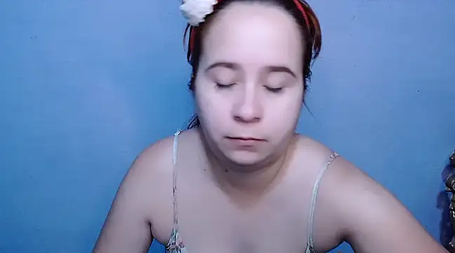 SubLayla01 online show from February 2025 11:44:02 AM