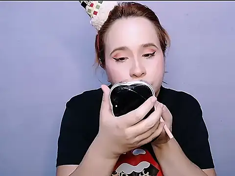 SubLayla01 online show from September 2025 05:34:01 PM