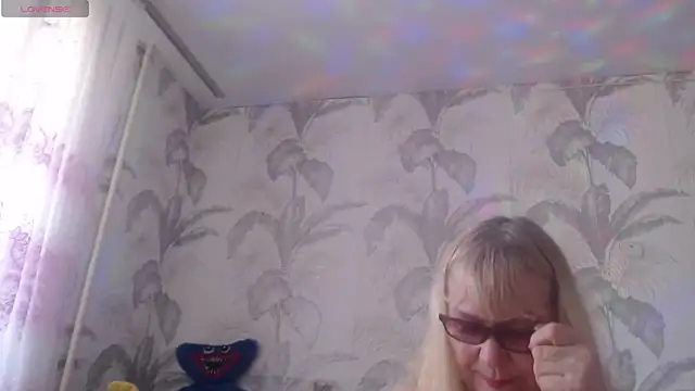 CamDiva113 online show from April 2026 10:51:02 AM