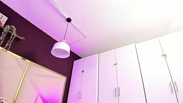 April bowie online show from January 2026 11:27:02 AM