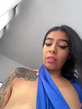 Snapshot of AbbyFtLuna chatting on January 2025 08:01:01 PM AbbyFtLuna online show from January 2025 08:01:01 PM