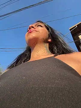 Snapshot of AbbyFtLuna chatting on January 2025 10:01:02 PM AbbyFtLuna online show from January 2025 10:01:02 PM