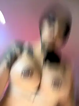 Snapshot of AbbyFtLuna chatting on October 2025 07:12:02 PM AbbyFtLuna online show from October 2025 07:12:02 PM