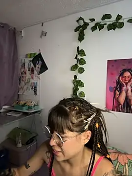 Snapshot of Hellen_dumont chatting on June 2026 02:09:01 AM Hellen dumont online show from June 2026 02:09:01 AM