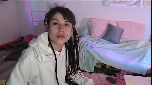 Snapshot of Hellen_dumont chatting on June 2026 02:12:01 AM Hellen dumont online show from June 2026 02:12:01 AM