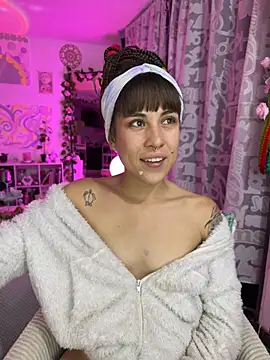 Snapshot of Hellen_dumont chatting on July 2026 02:05:17 AM Hellen dumont online show from July 2026 02:05:17 AM
