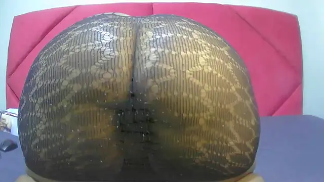 Snapshot of assqueenxx chatting on March 2025 07:19:01 AM assqueenxx online show from March 2025 07:19:01 AM