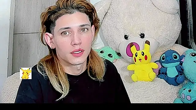 Snapshot of honey_skin chatting on January 2025 06:33:02 PM honey skin online show from January 2025 06:33:02 PM