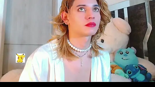 Snapshot of honey_skin chatting on February 2025 09:06:02 PM honey skin online show from February 2025 09:06:02 PM