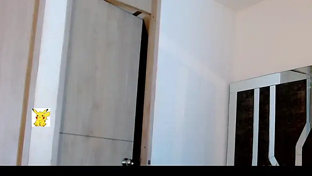 Snapshot of honey_skin chatting on February 2025 07:47:02 AM honey skin online show from February 2025 07:47:02 AM