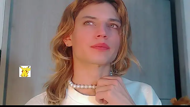 Snapshot of honey_skin chatting on February 2025 07:22:02 AM honey skin online show from February 2025 07:22:02 AM