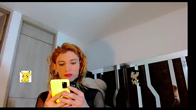 Snapshot of honey_skin chatting on March 2025 12:13:01 PM honey skin online show from March 2025 12:13:01 PM