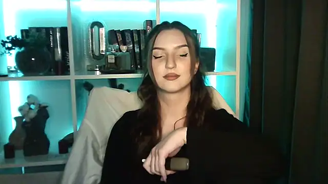 X Alisa online show from March 2026 07:19:01 PM