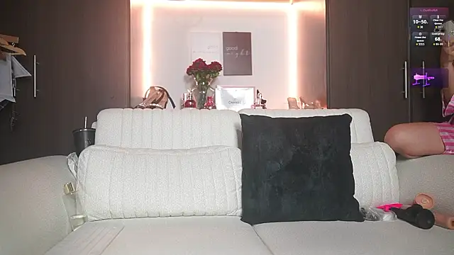 katlyn martins online show from February 2026 06:49:02 PM