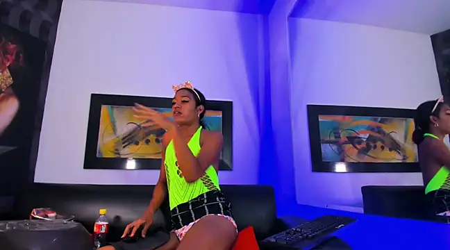 Orianadollx online show from December 2024 03:42:02 PM